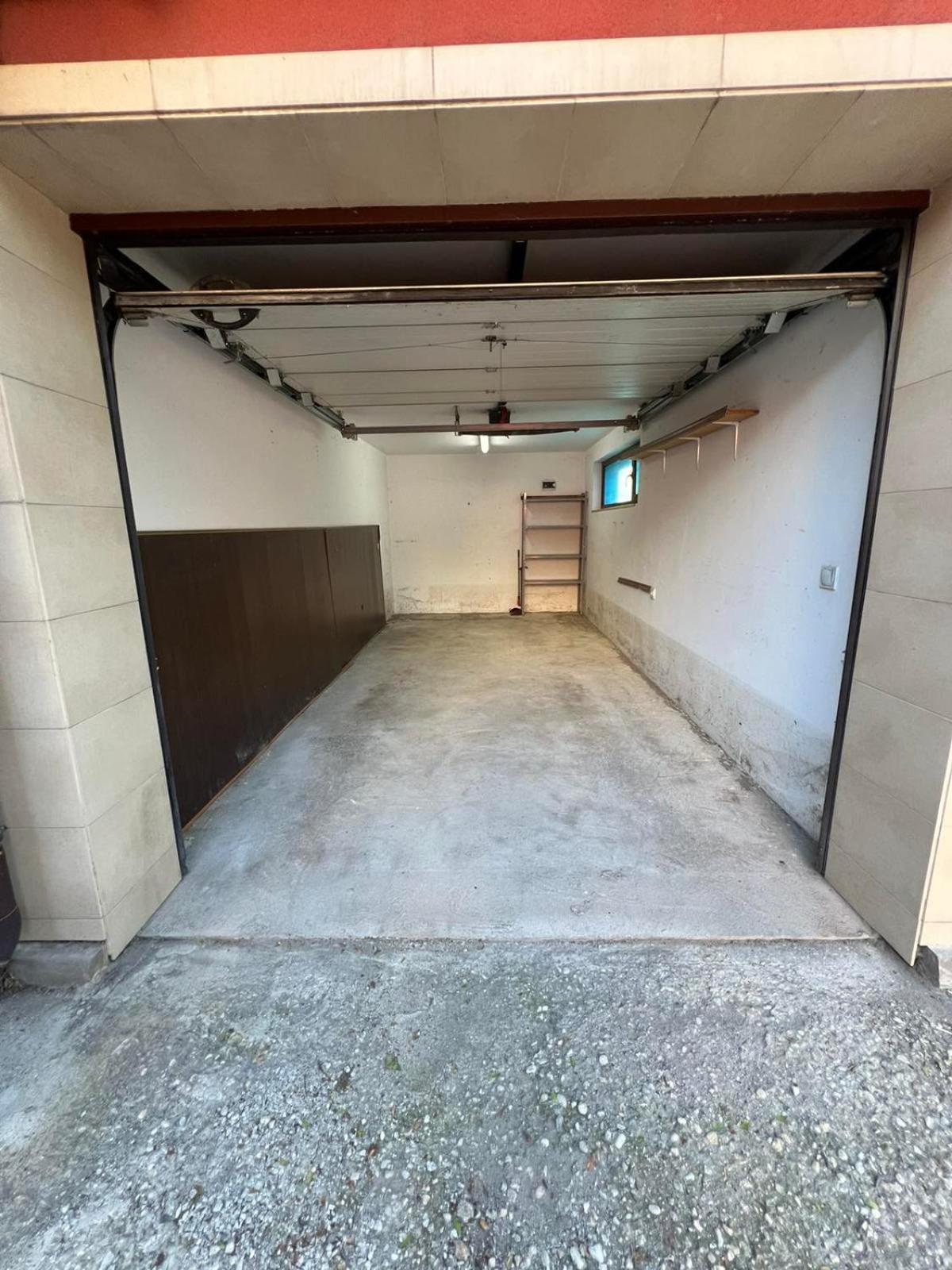 Madrid 2Bdr W Free Parking Near Metro, Serdika Mall Szófia Kültér fotó